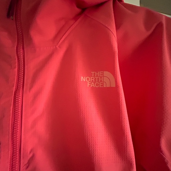 Northface rain coat pink women size M - Picture 2 of 6